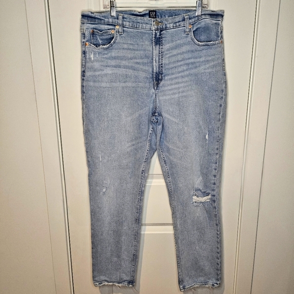 GAP Denim Light Wash Distressed Cotton Spandex Blue Jeans Size 20/35 Tall - Picture 1 of 10